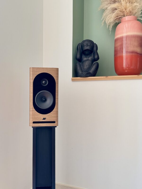JEAN-MARIE REYNAUD LUCIA MKII – Image 4